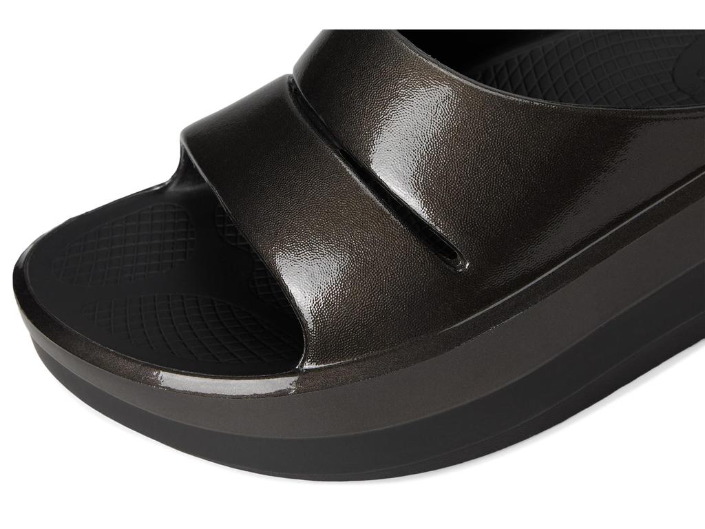 新品 OOFOS OOmega OOahh Luxe 28 厚底 Stacked Women's OOmega OOahh Stacked Sandal - Titanium Mirror – OOFOS