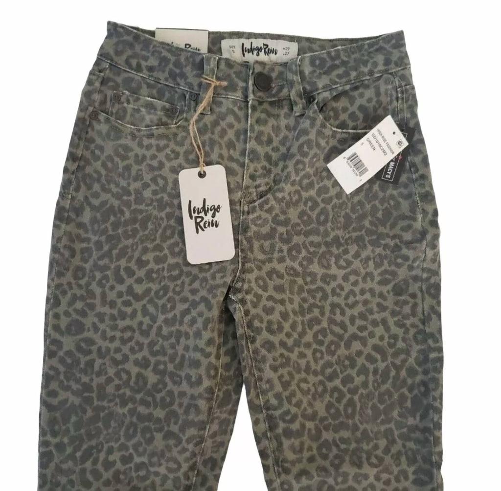 Indigo Rein Women's Animal Print Jeans In Green Animal Print