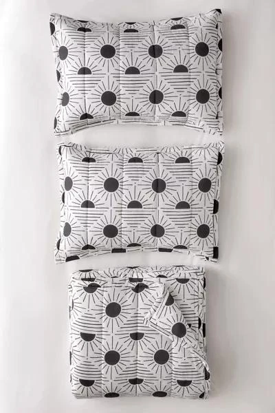Urban Outfitters Geo Sun Printed Quilt Set 5