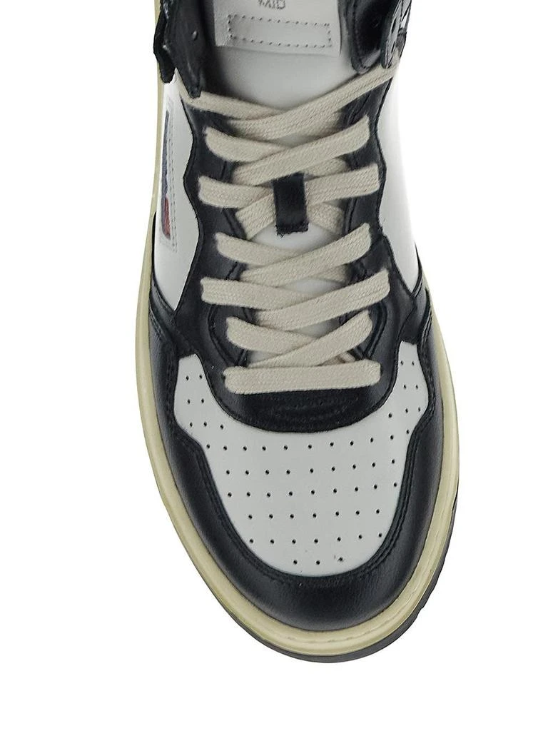 Autry Medalist Mid Sneakers 4