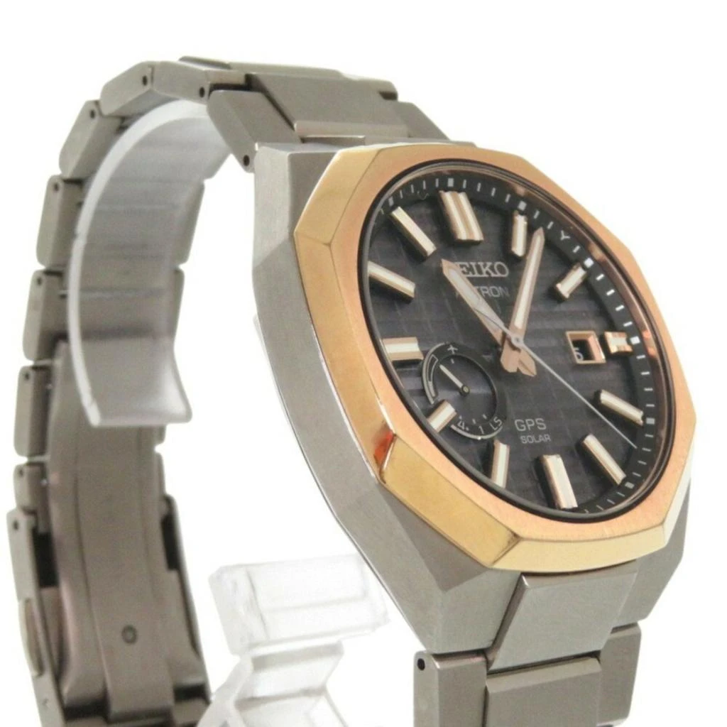 Seiko Titanium Wristwatch (Pre-Owned) 3