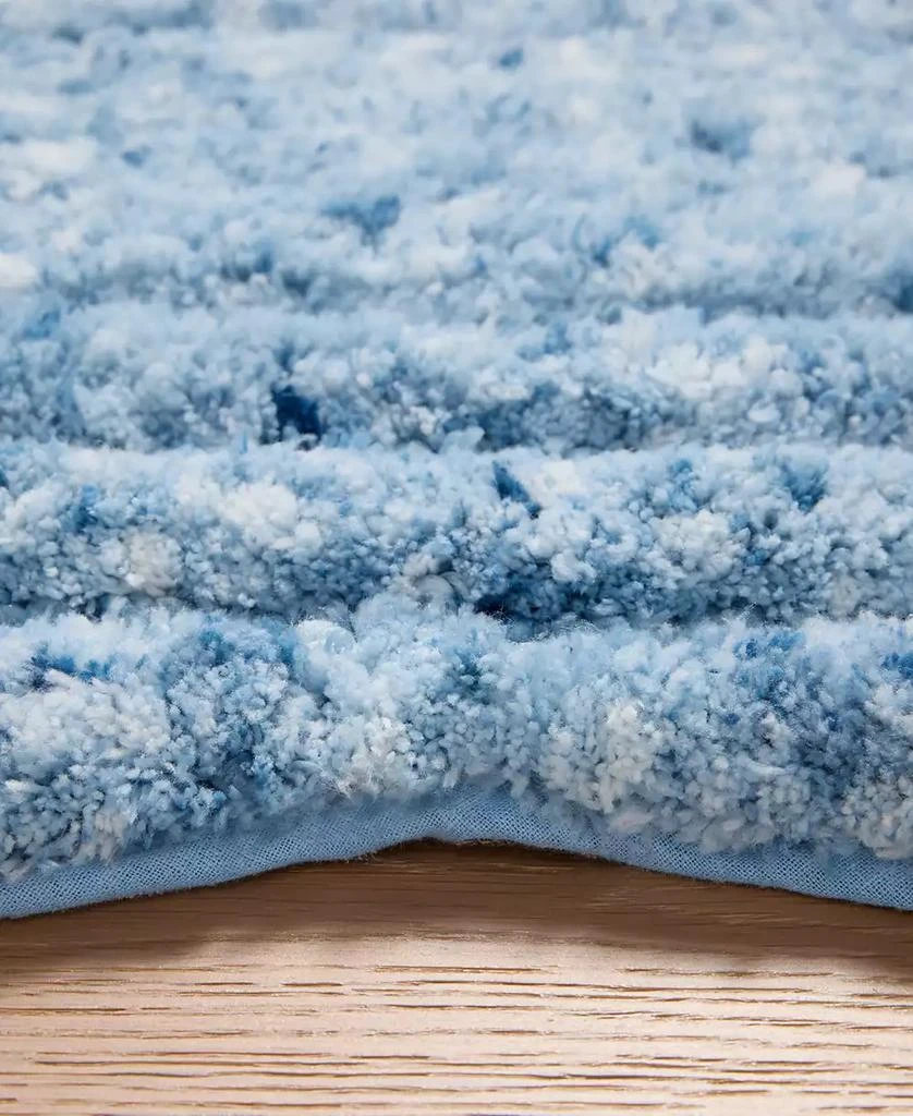Loloi Niki Scallop Skid-Resistant Bath Rug 2