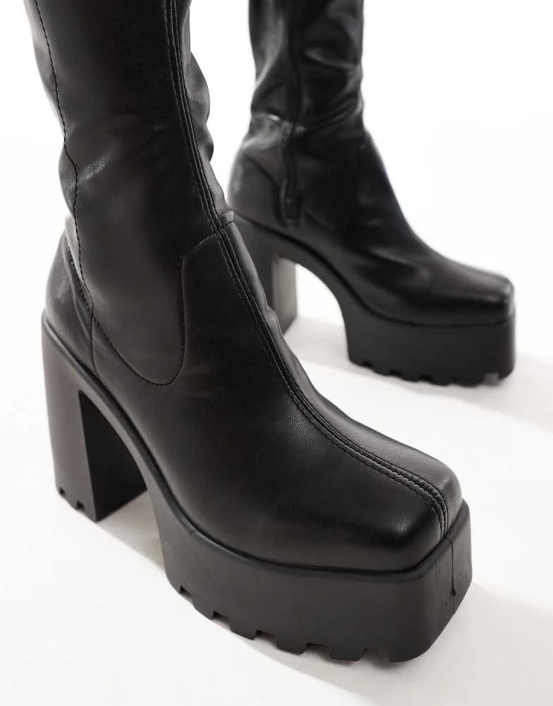ASOS ASOS DESIGN Curve Cara square toe cleated knee boots in black 2