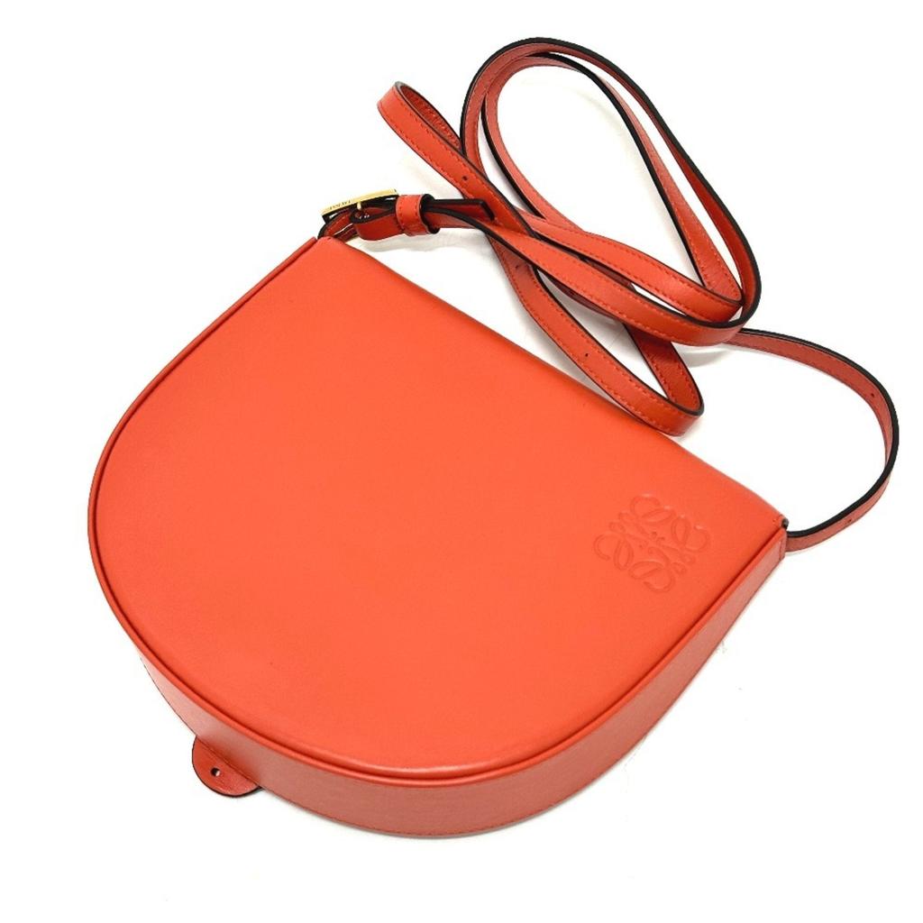 Loewe Leather Shoulder Bag (Pre-Owned)