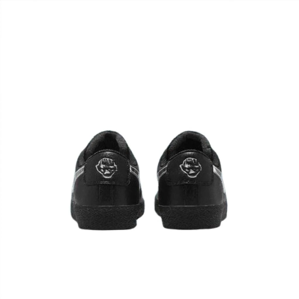 NIKE Men
s Zoom Blazer Low X Dancer Skateboard Shoe In Black/metallic Silver-Black 5