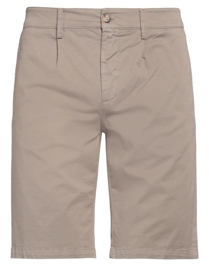 BOMBOOGIE Shorts & Bermuda 1