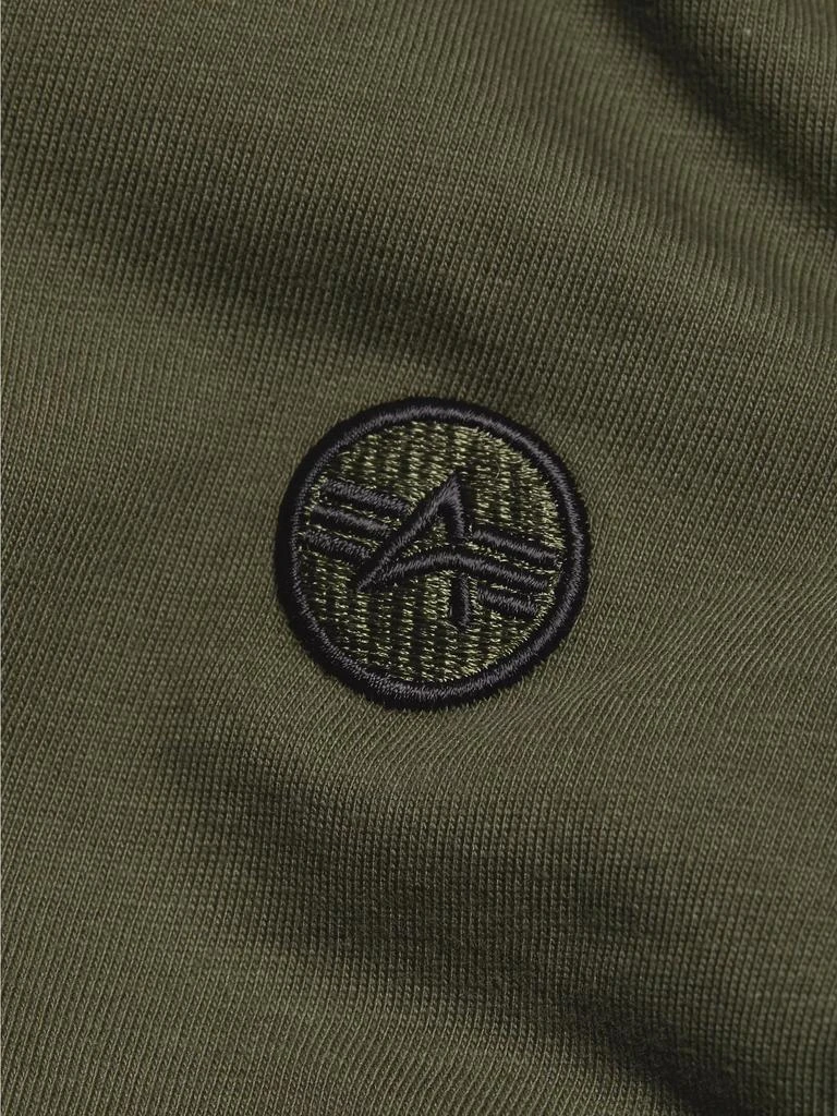 Alpha Industries Essential Short-Sleeve Henley 7