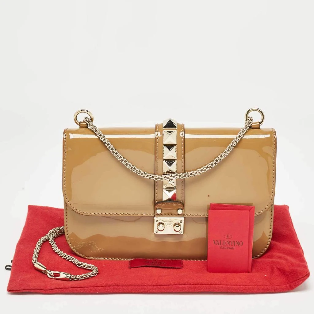 Valentino Valentino Beige Patent Leather Medium Rockstud Glam Lock Shoulder Bag 23