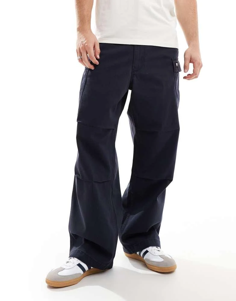 Levi's Levi's Skateboarding loose fit cargo trousers in black 1