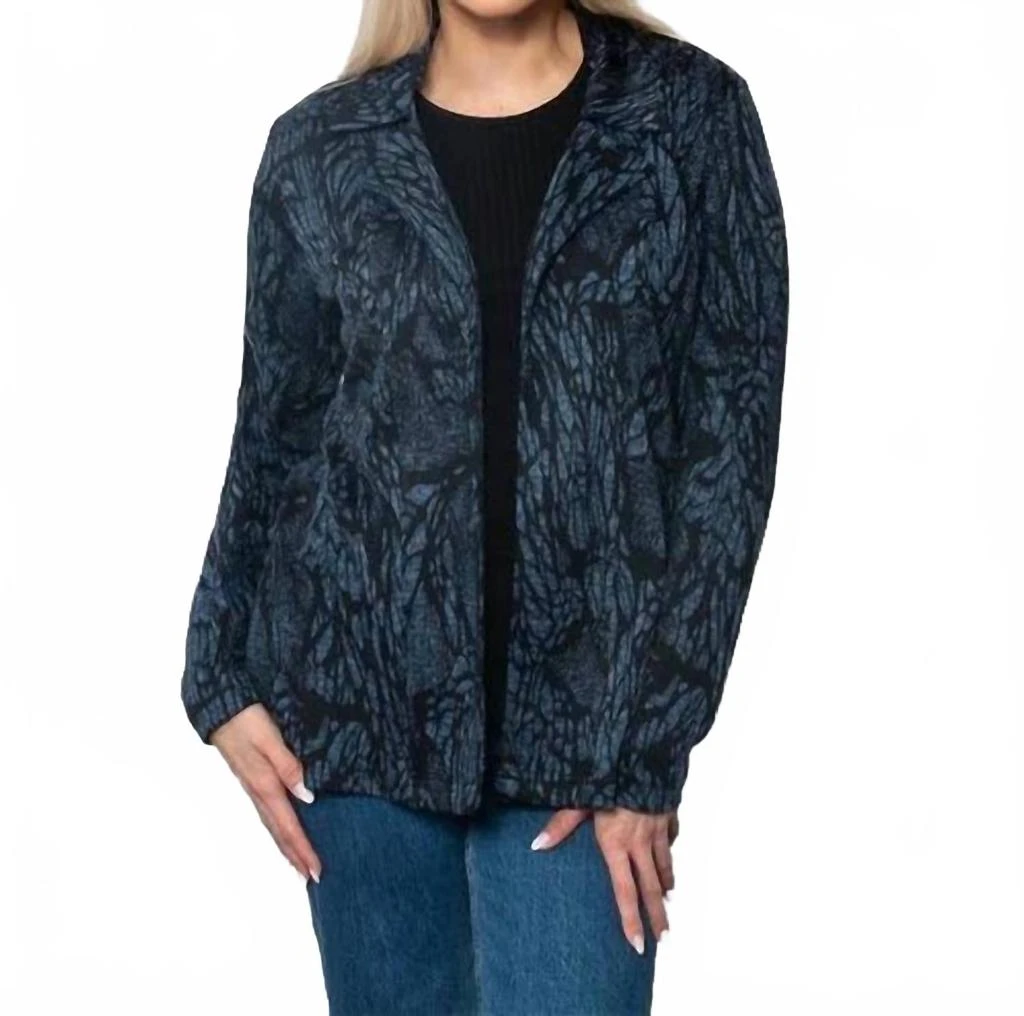 SNO SKINS Double Knit Jacquard Open Front Blazer In Blue