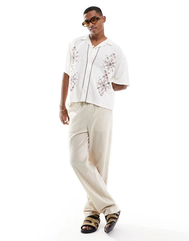 Abercrombie & Fitch Abercrombie & Fitch embroidered short sleeve linen blend shirt in white 3