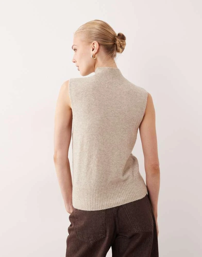 Abercrombie 
Fitch Abercrombie 
Fitch mock neck sweater vest in beige 3