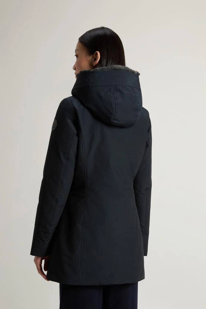 Woolrich Boulder Parka in Ramar Cloth with Hood and Detachable Faux Fur Trim - Women - Black 3