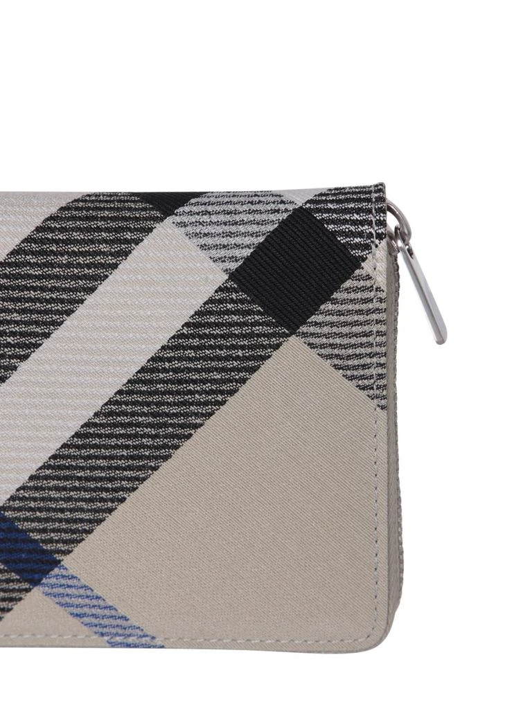 Burberry Burberry Check Printed Zip-Around Wallet 3