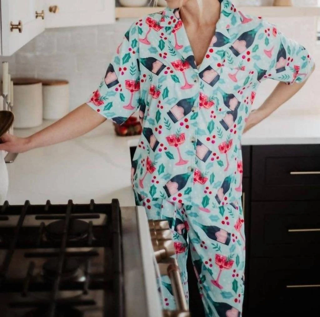 Katydid Coupes And Holly Holiday Pajamas In Mint 2