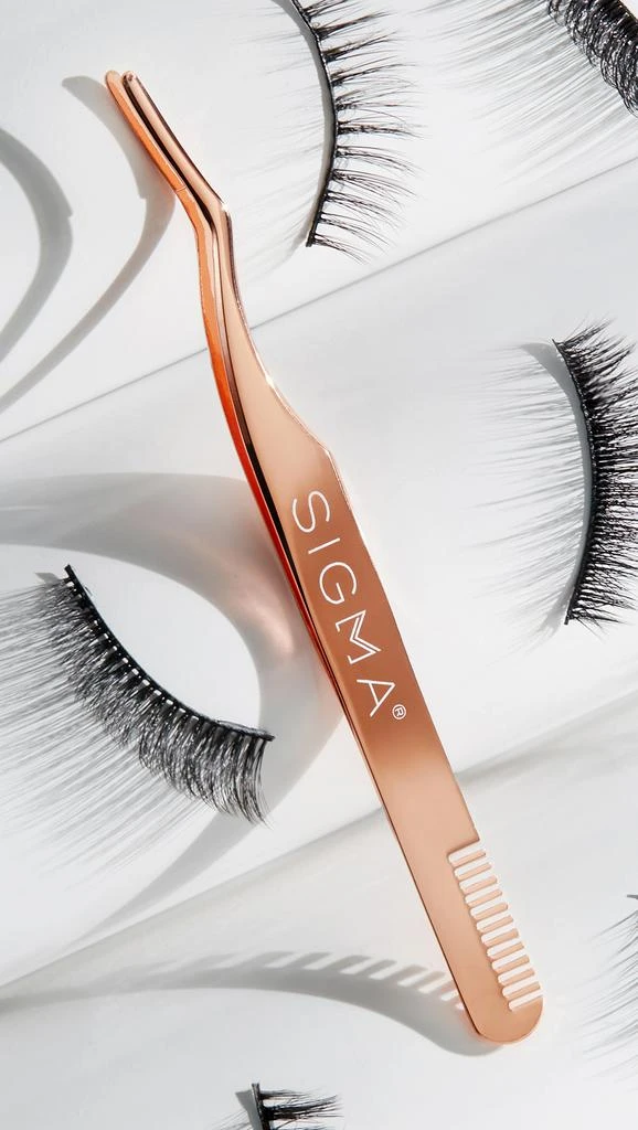 Sigma Beauty Lash Applicator 4