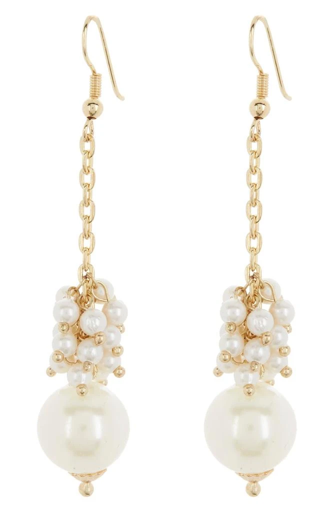 Area Stars Pearl Cluster Chain Drop Earrings 1