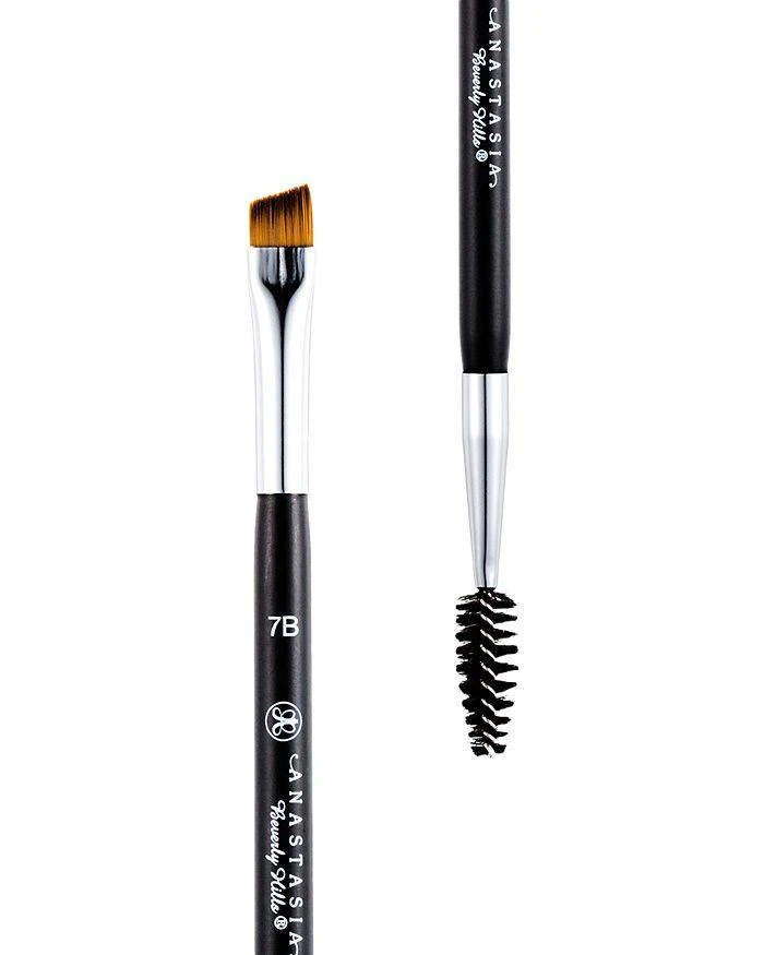 Anastasia Beverly Hills Brush #7B 2