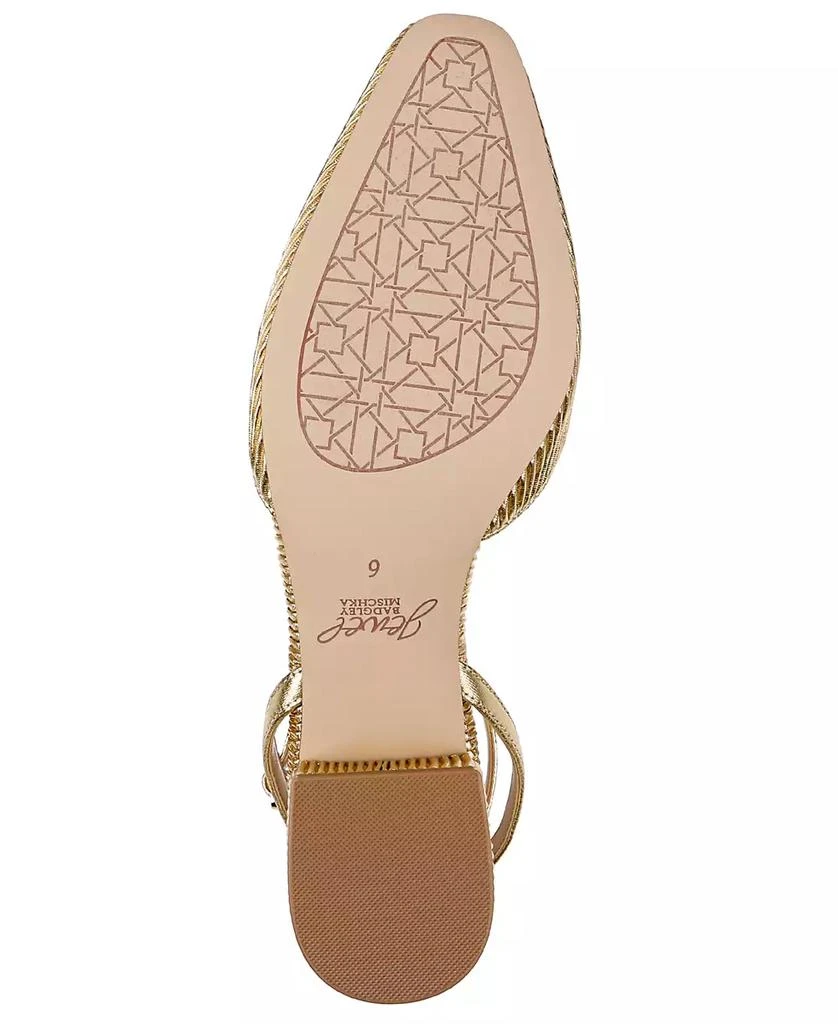 Badgley Mischka Women's Stacy Snip Toe Dress Pumps 5