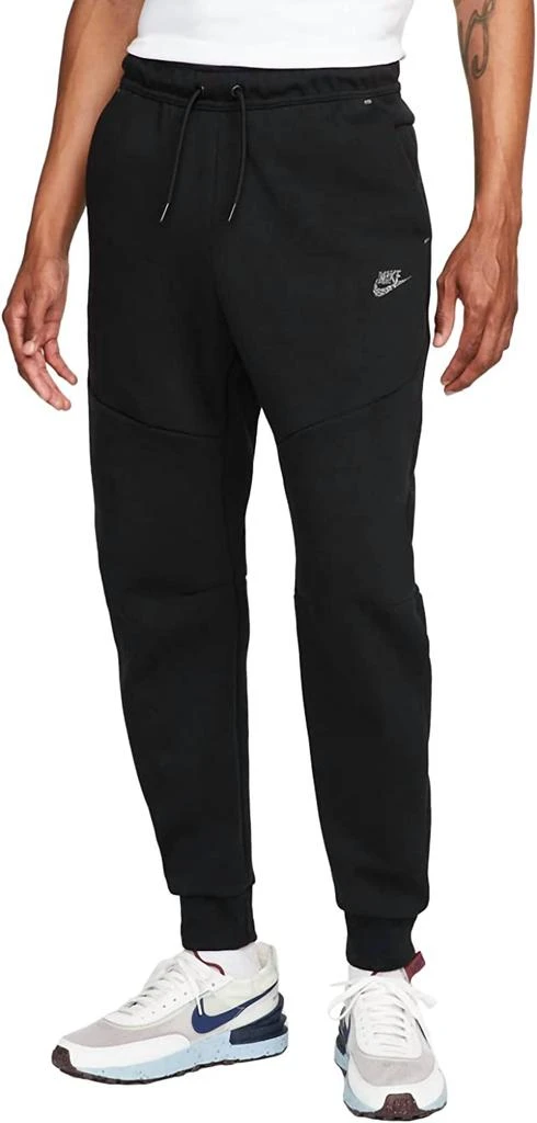NIKE Men Revival Tech Black Fleece Drawstrings Jogger 1