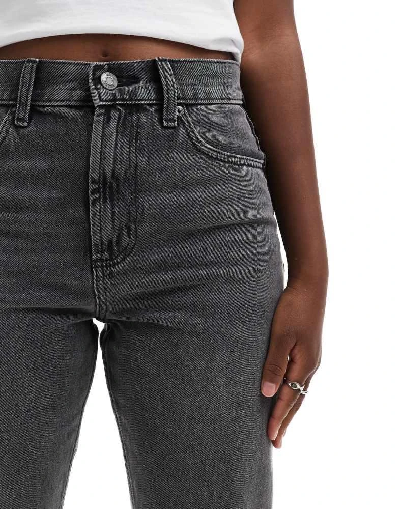 ASOS ASOS DESIGN mid rise straight jeans in grey 4