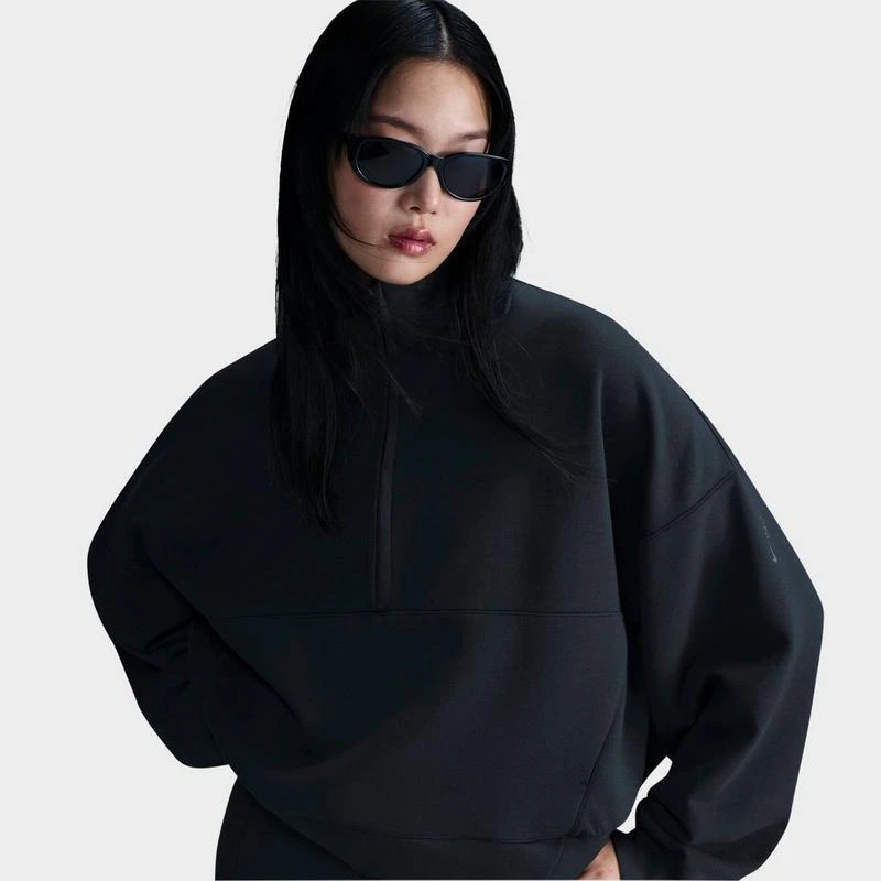 NIKE Women's Nike 24/7 ImpossiblySoft Dri-FIT Oversized Half-Zip Top 1
