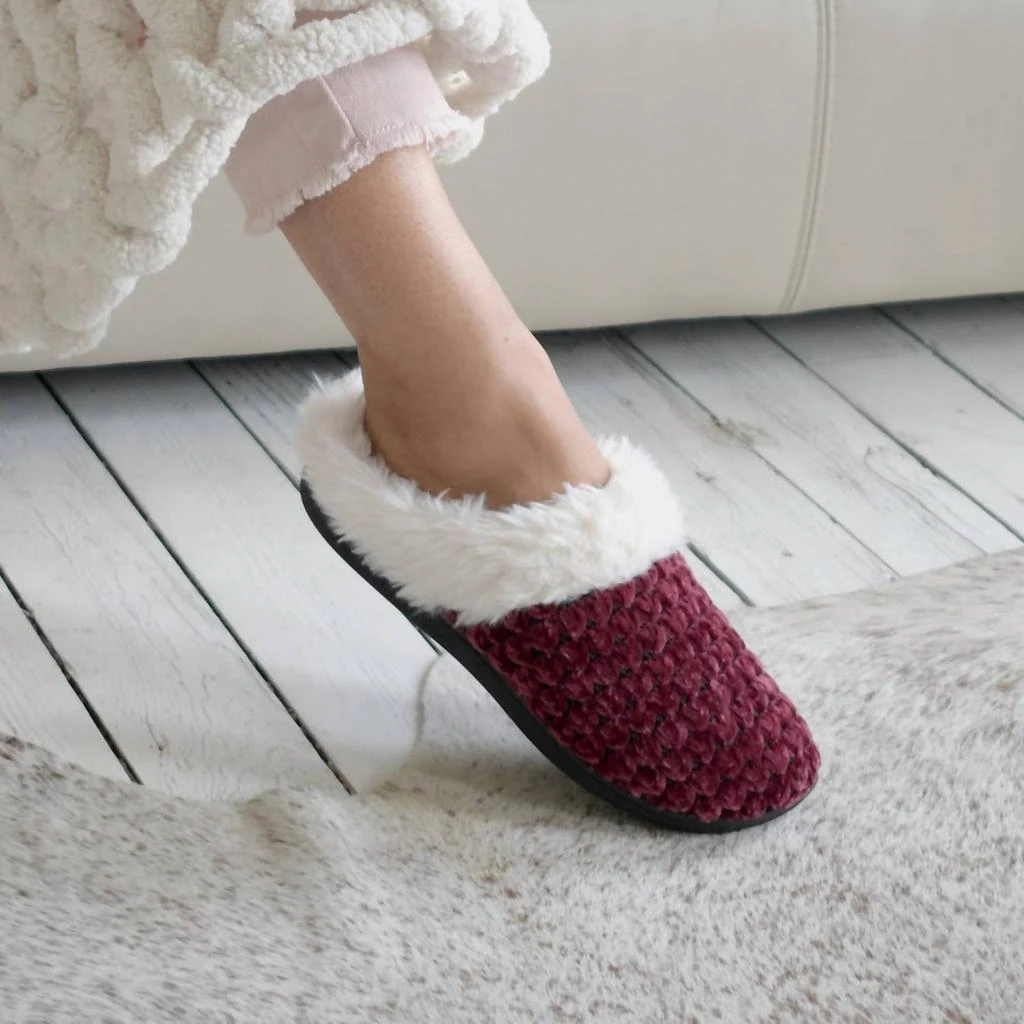 Isotoner Women's Recycled Popcorn Chenille Erin Hoodback Slipper 4
