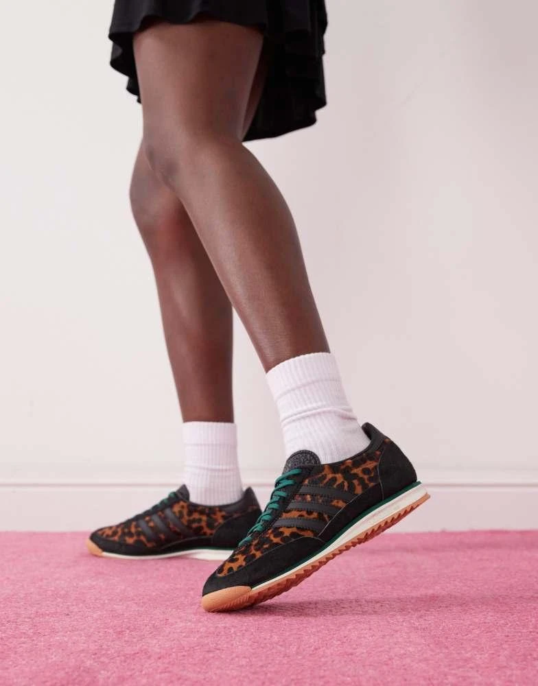 Adidas adidas Originals SL 72 OG trainers in leopard print and black - BLACK 5