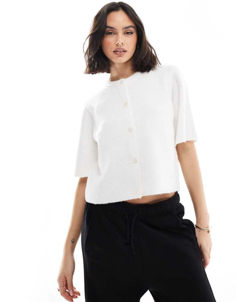 Pieces Pieces soft knit short sleeve cardigan in cream 1