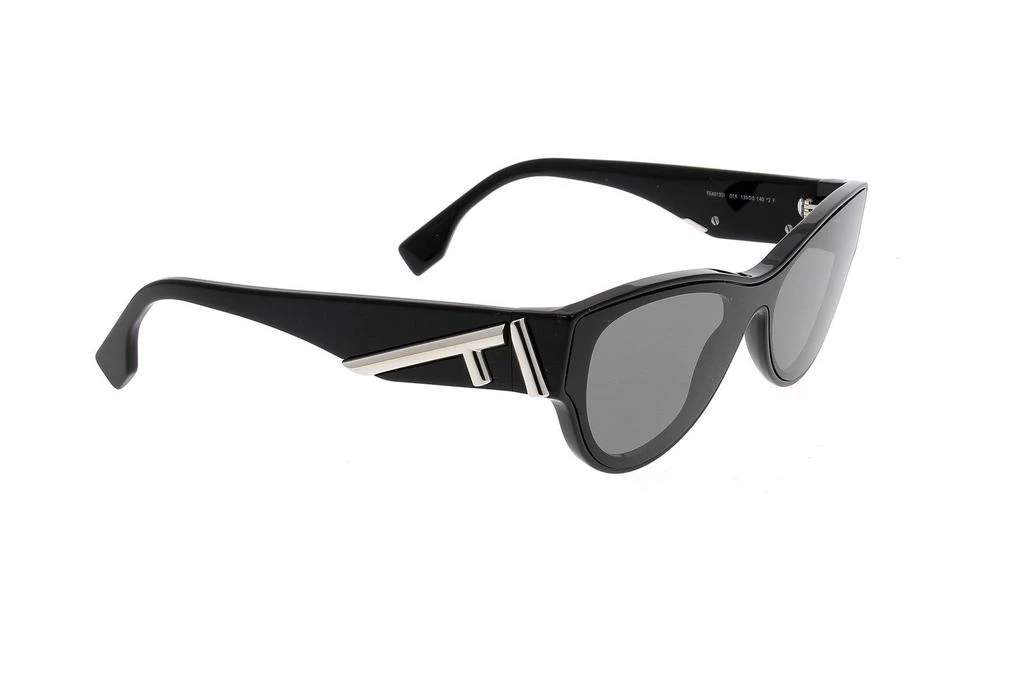 Fendi Cat-eye Frame Sunglasses 2