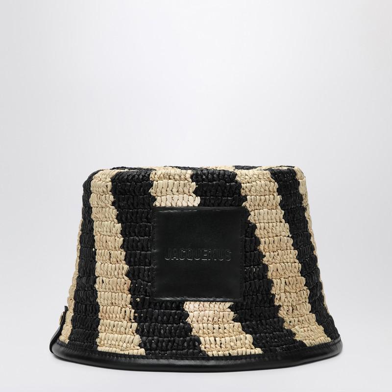 【関税＆送料込み】Jacquemus Le Bob Soli Striped Raffia Buc Le Bob Soli raffia bucket hat in beige - Jacquemus | Mytheresa