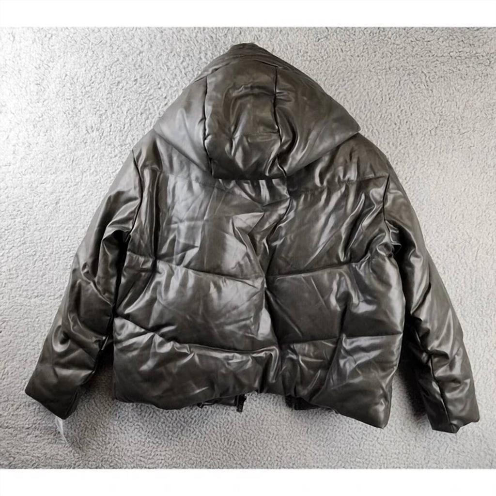 Love Token Love Token - Women's Leo Hooded Puffer Jacket