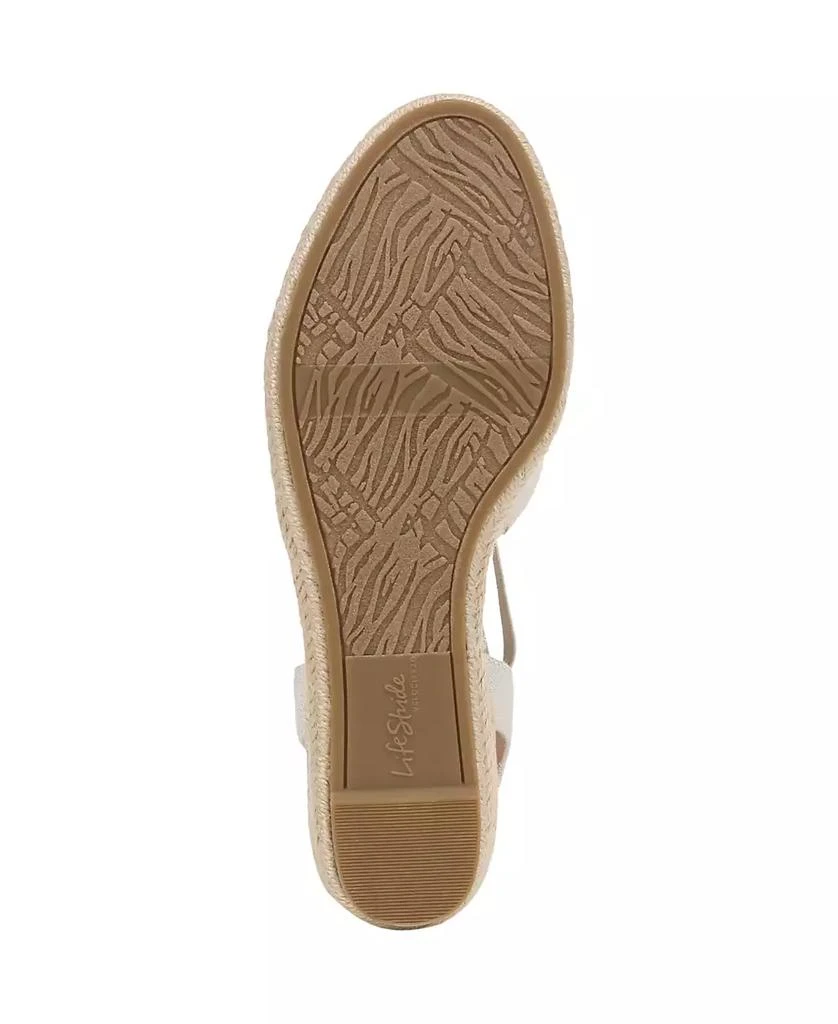 LifeStride Women's Kennedy Closed Almond Toe Wedge Espadrilles 5