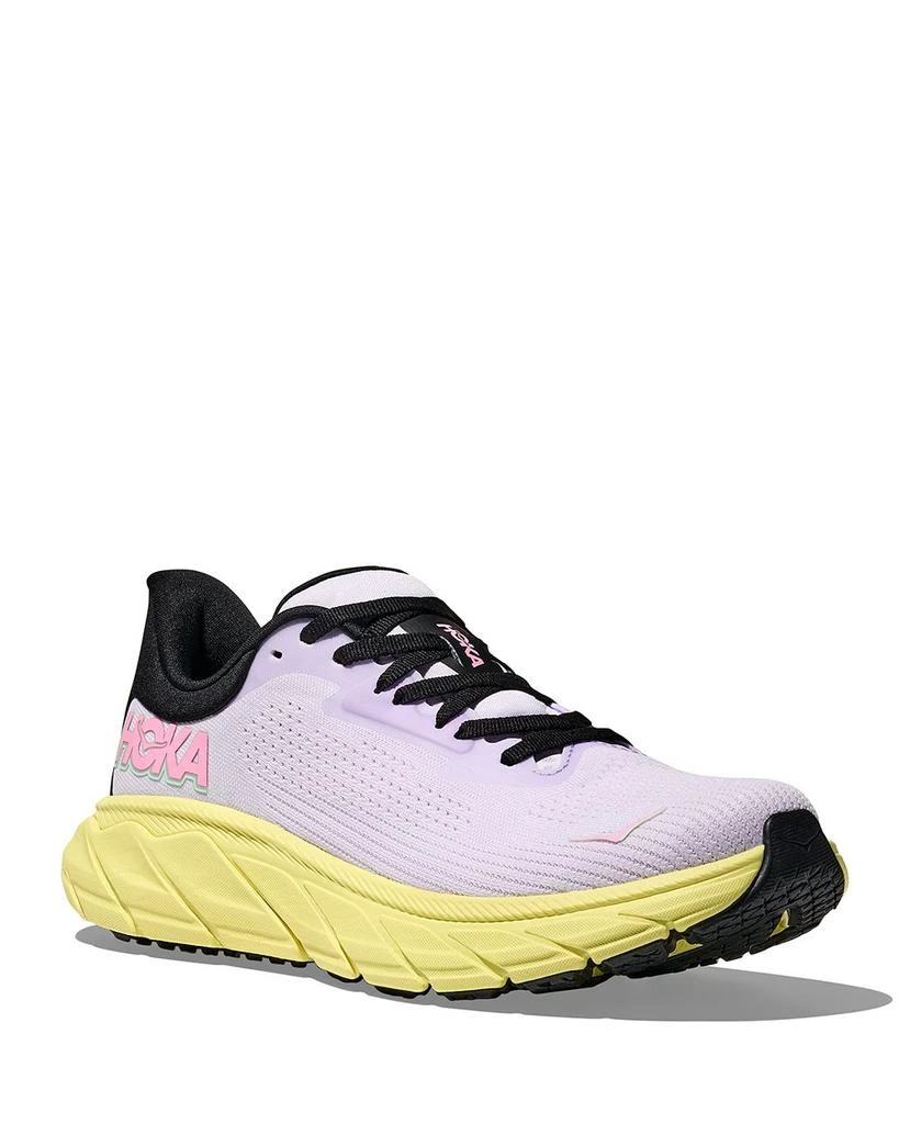 Hoka One One Women's Arahi 7 Sneakers 5