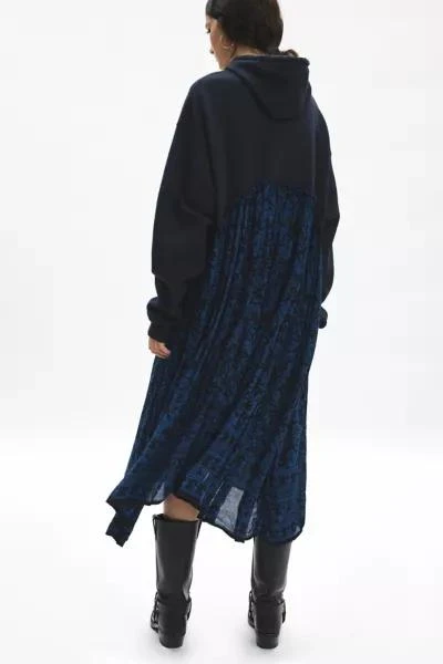 Urban Renewal ReMADE By UO Gauze Hoodie Maxi Dress 5
