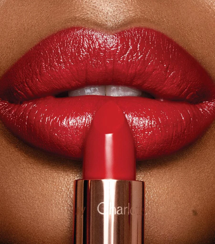Charlotte Tilbury K.I.S.S.I.N.G Lipstick 2