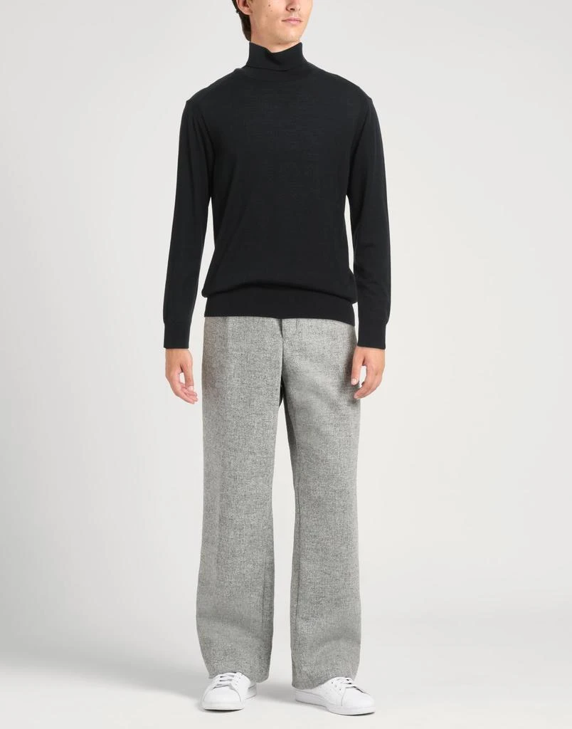 MANUEL RITZ Turtleneck 2
