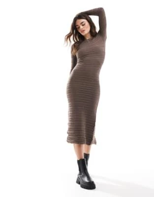 Bershka Bershka textured midi dress in brown - Dresses & Skirts -  BeyondStyle