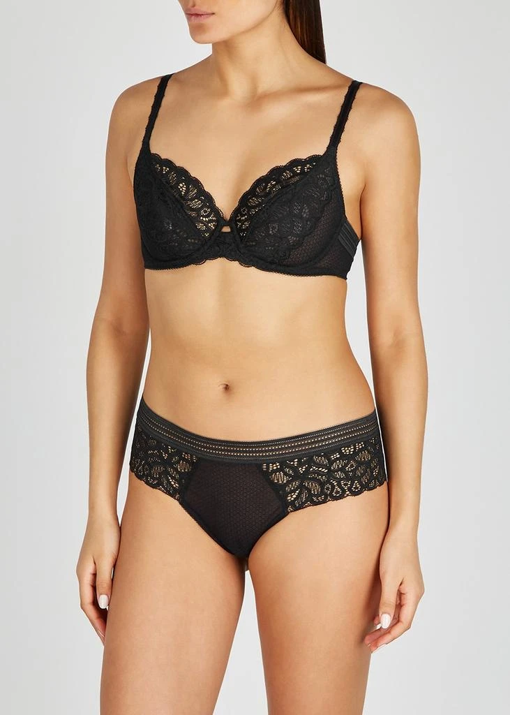 Wacoal Raffine black lace underwired bra 2