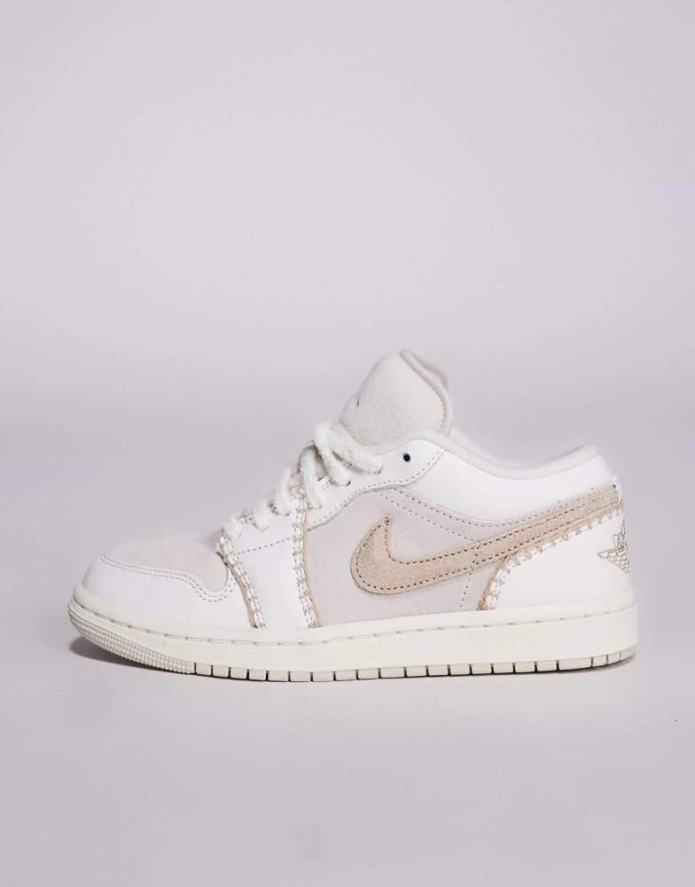 Jordan Nike Air Jordan 1 Low trainers in beige 2