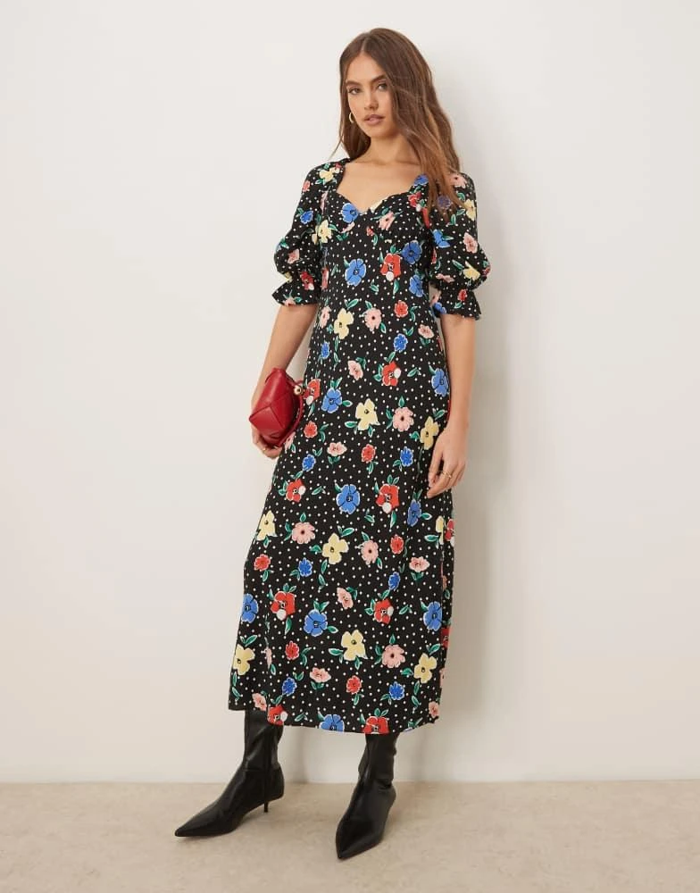 midi sweetheart neckline dress Floral Embroidered Sweetheart Neckline Midi Dress