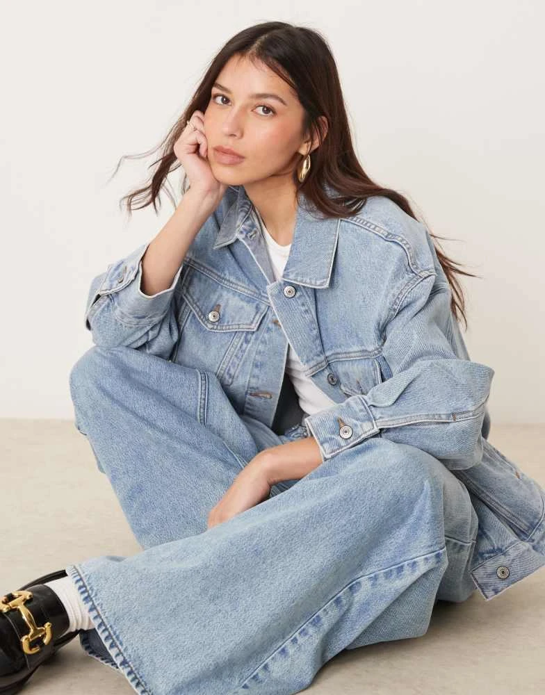 Abercrombie & Fitch Abercrombie & Fitch distressed denim trucker jacket in light denim 2