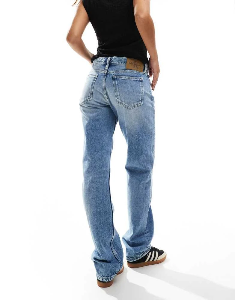 Calvin Klein Calvin Klein Jeans low rise straight leg jeans in light wash 3