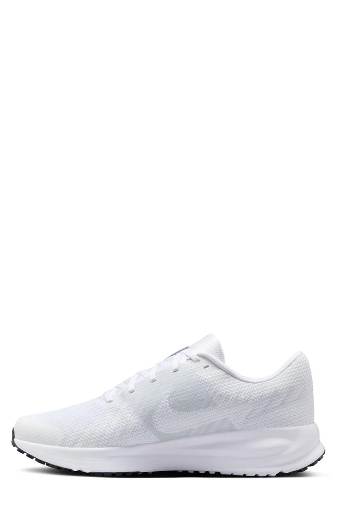 NIKE Run Defy Running Shoe 6