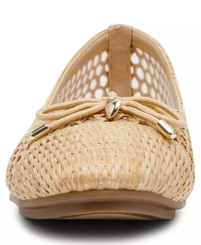 Anne Klein Women's Luci Raffia Cap Toe Ballet Flats 6