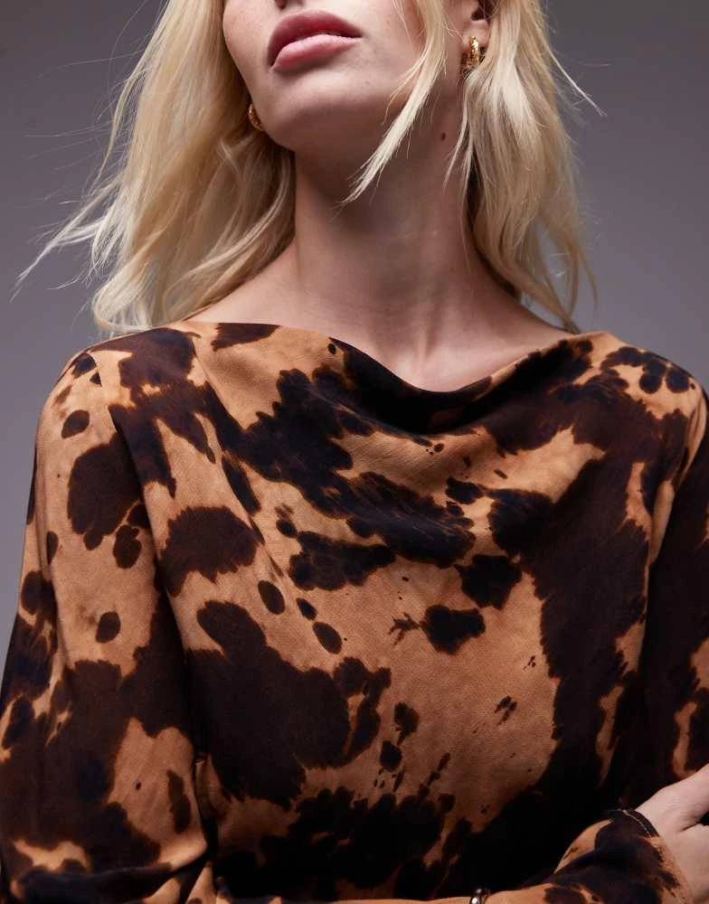 Topshop Topshop slash neck maxi dress in tortoise shell print 3