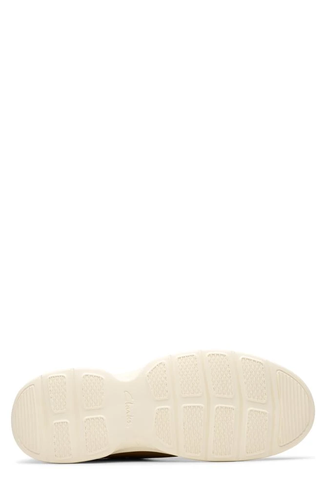 Clarks Bradley Ease Slip-On 5