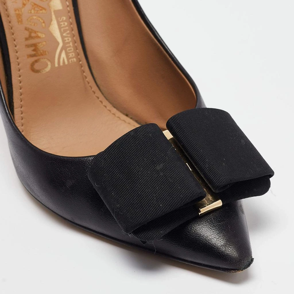 Salvatore Ferragamo Salvatore Ferragamo Black Leather Mimi  Pumps Size 37.5 7