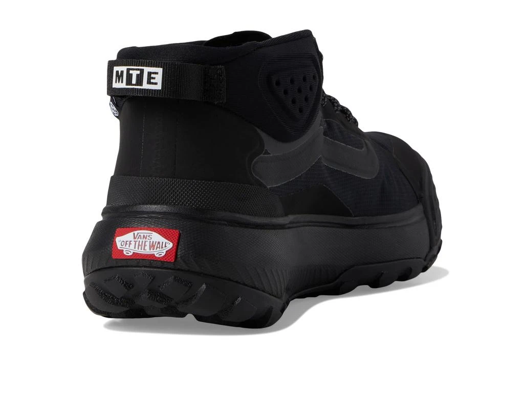 Vans U MTE Crosspath Mid 5