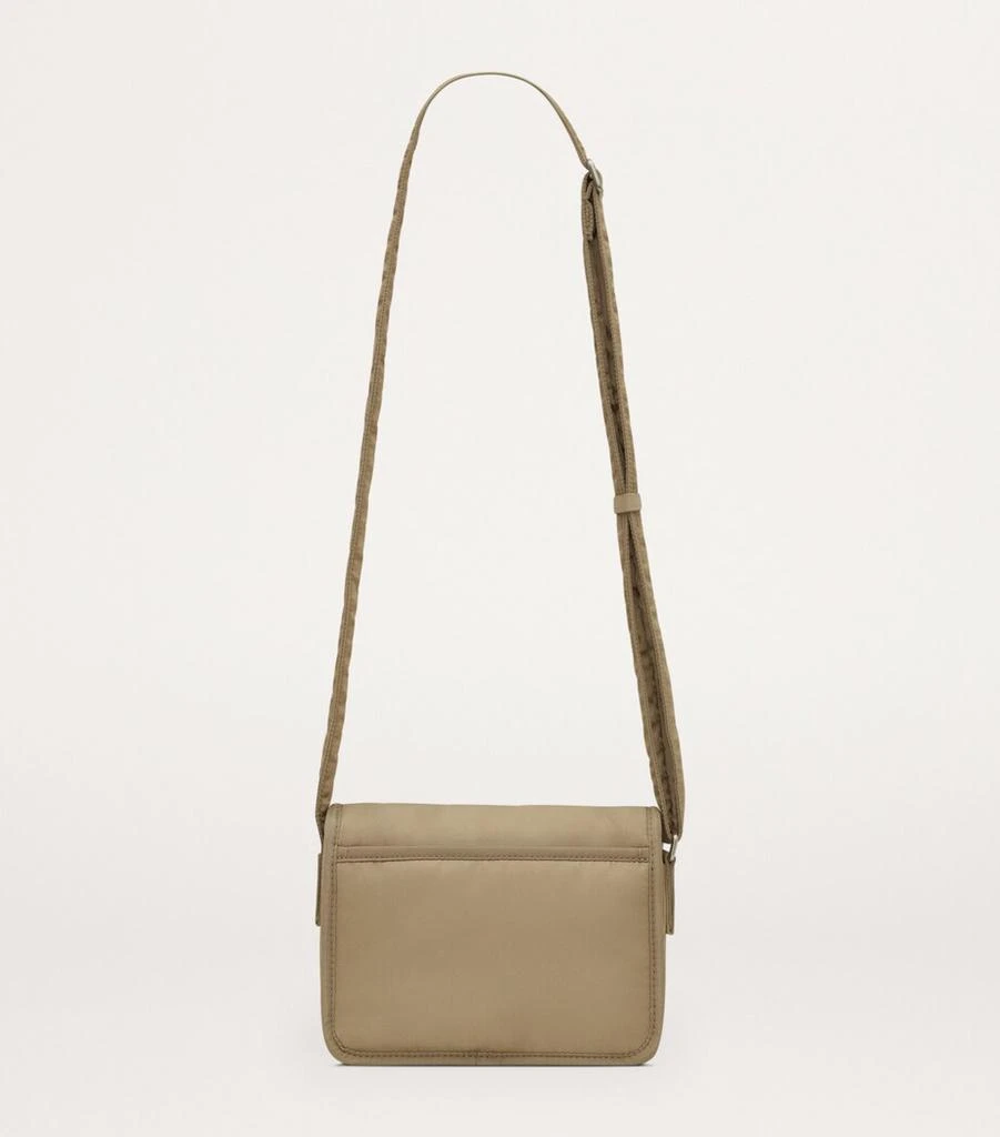 Yves Saint Laurent Small Niki Messenger Bag 2
